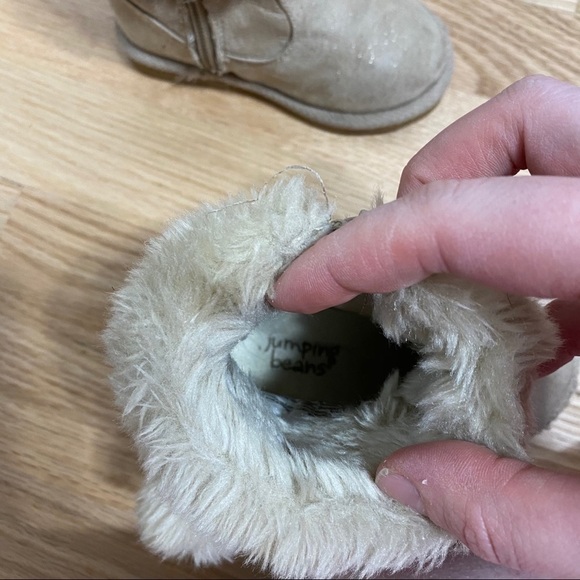 Jumping Beans Tan Faux Fur Boots Sz 5 Pom Pom - Picture 7 of 8